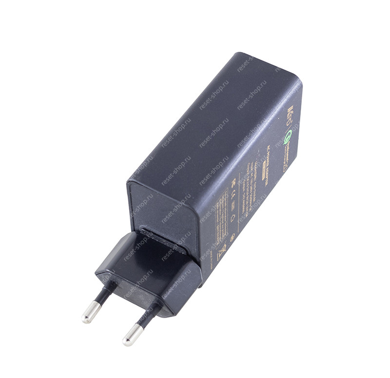 Блок питания для планшета универсальный 5V/6.8A (3 USB) стеновой